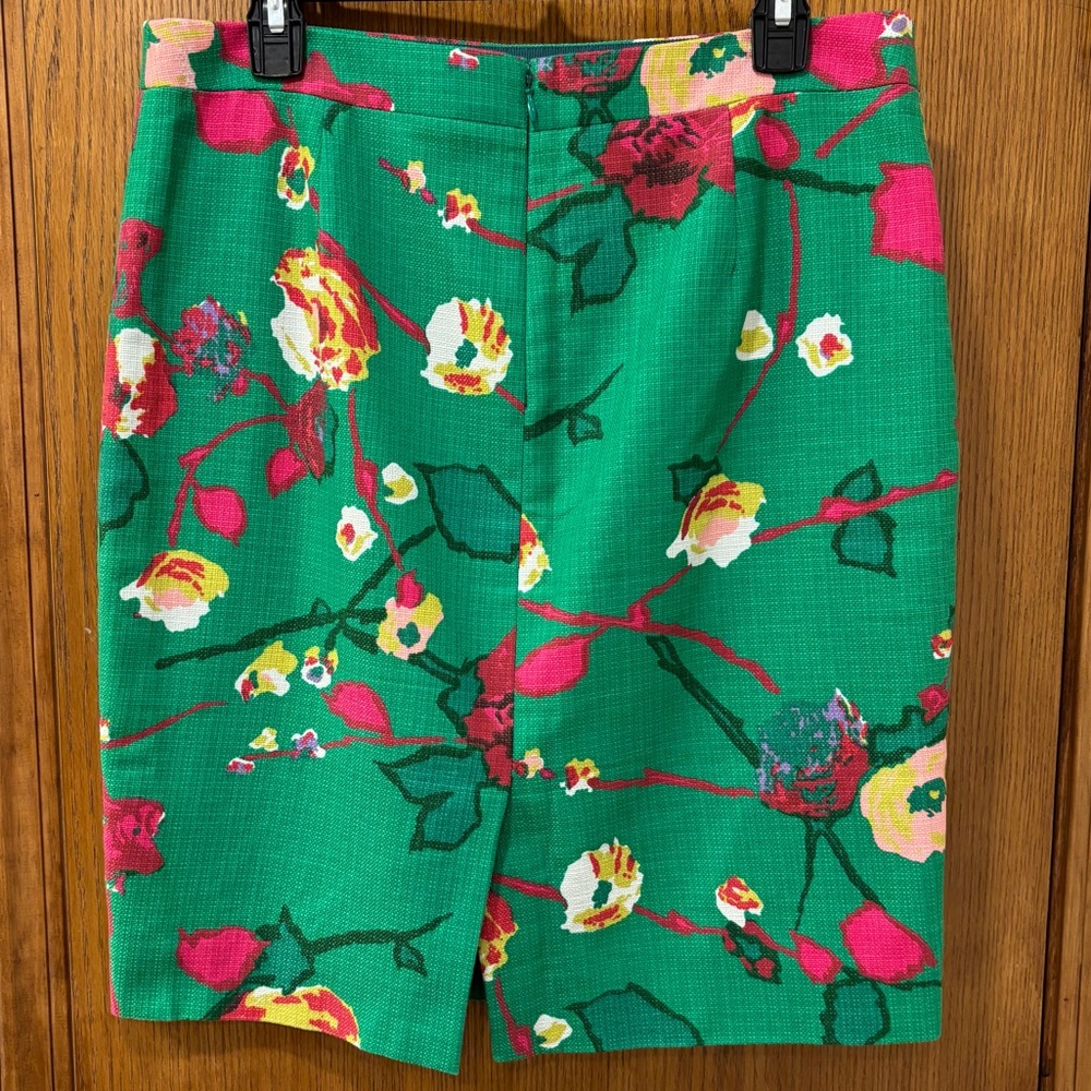 J. Crew green floral pencil skirt, size 8 - Picture 2 of 9